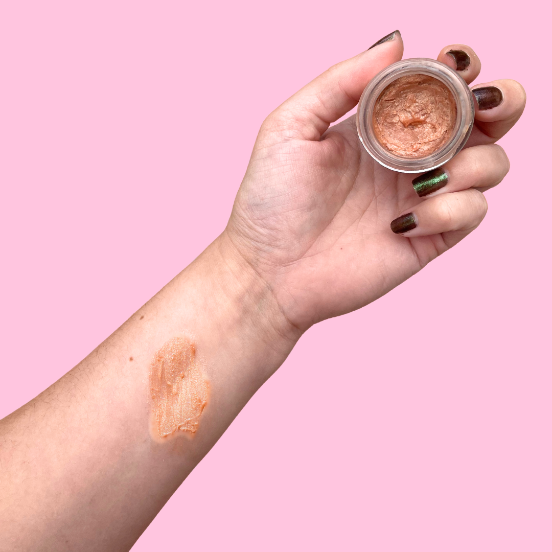 Strawberry Quartz Highlighting Balm